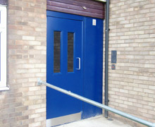 Steel entrance door